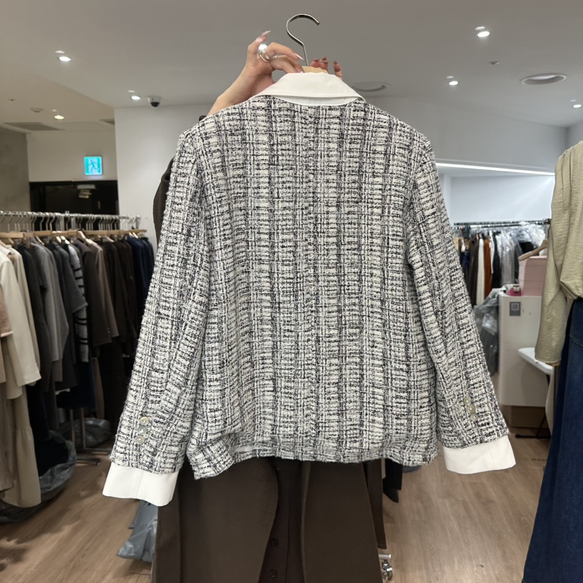 解碼251026-0183 服裝服飾批發(fā)的商業(yè)密碼與市場機遇